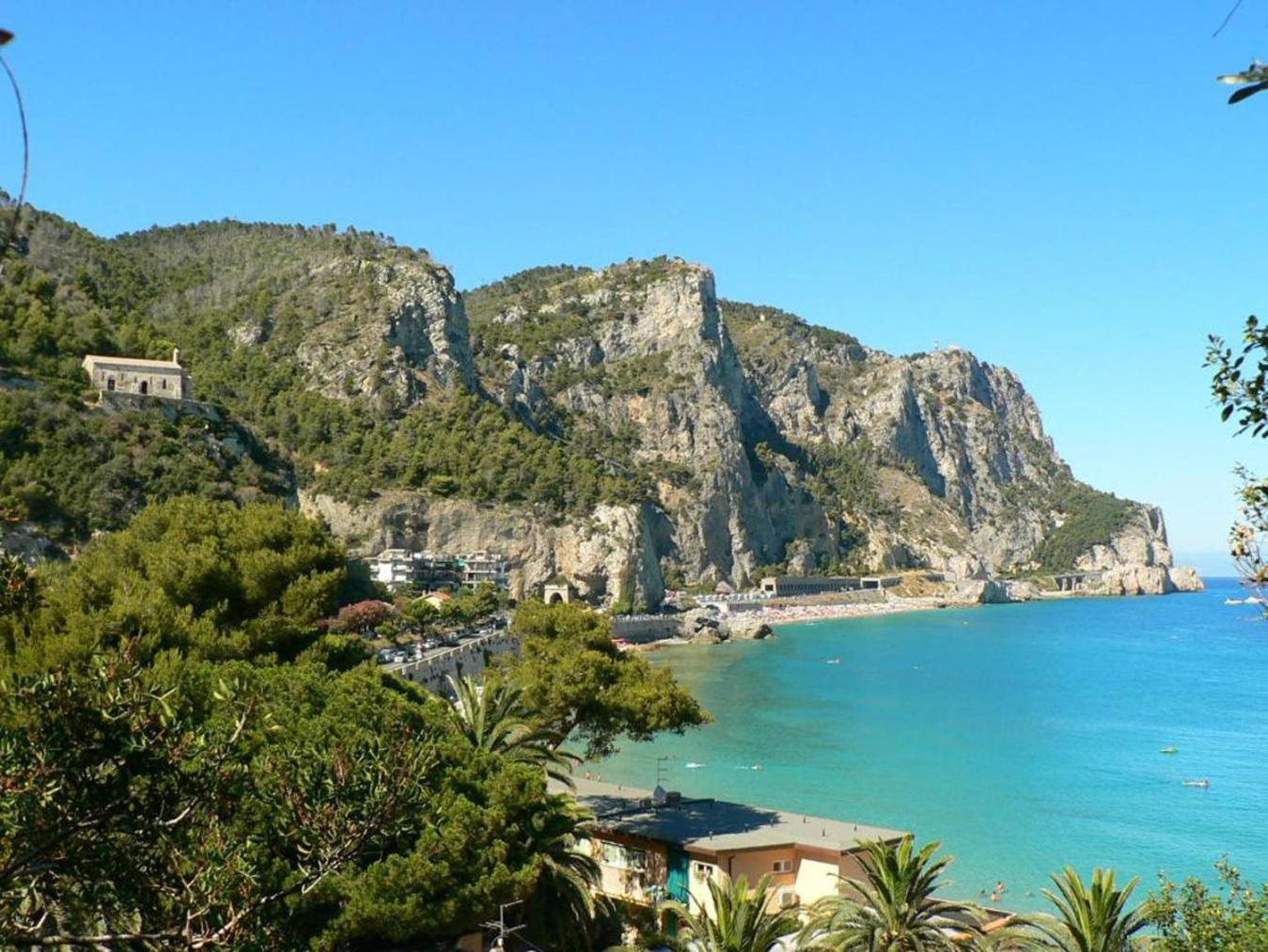 Piccolo Hotel Holiday Center Finale Ligure Eksteriør bilde