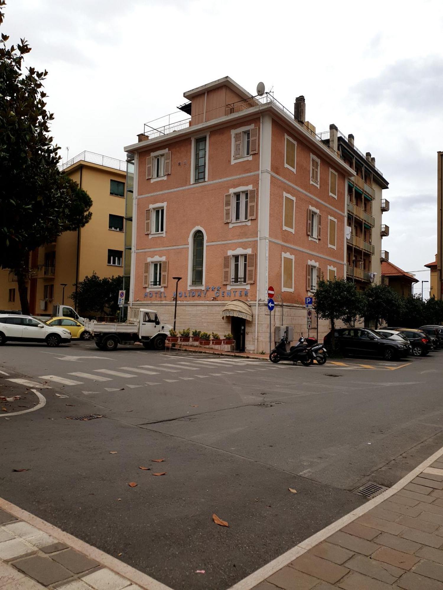 Piccolo Hotel Holiday Center Finale Ligure Eksteriør bilde